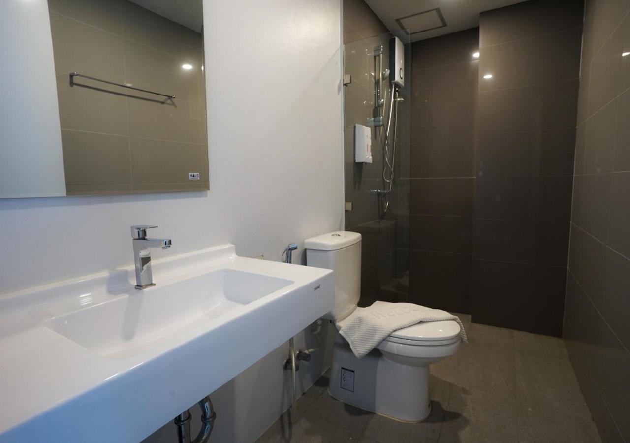 Hotel The Zleep Chonburi Exterior foto