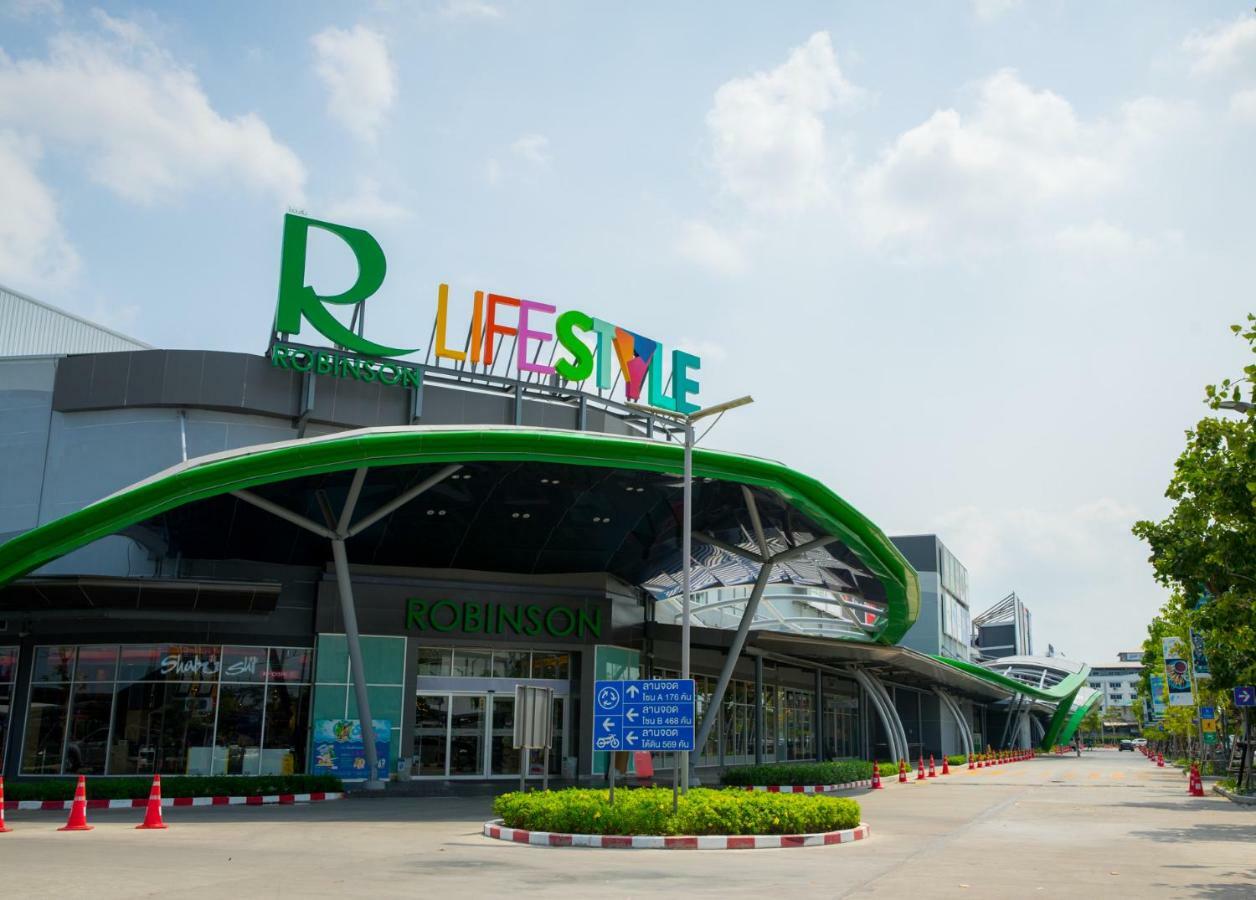 Hotel The Zleep Chonburi Exterior foto